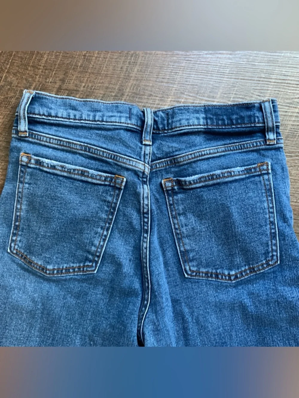 Abercrombie & Fitch The Mom high-rise jeans straight leg raw hem sz 28 EUC 6 - Picture 11 of 16